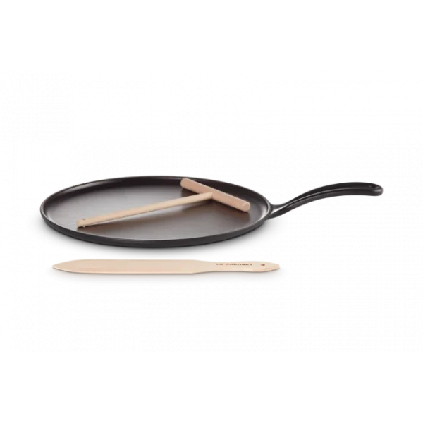 Crêpière En Fonte 27 Cm Noir Mat Avec Spatule & Râteau Le Creuset exclusivement disponibles 1