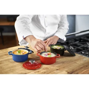 De super promotions disponibles Mini Cocotte en Fonte Ronde 10 cm Noir Mat Chasseur 16